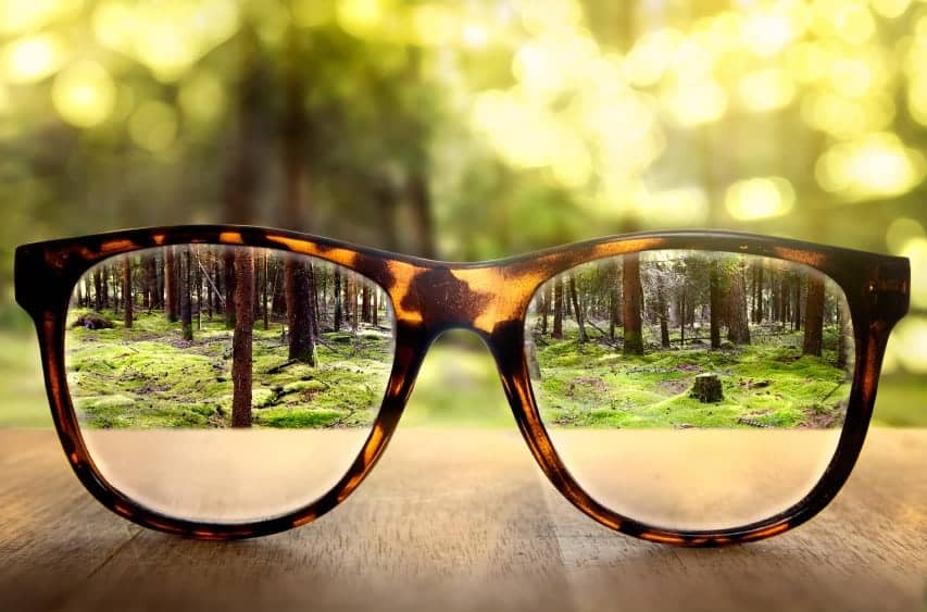 Tell Tale Signs That You Need Reading Glasses Right Away